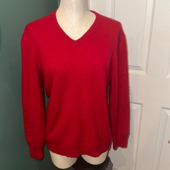 Men’s Alan Flusser Red V-Neck 100% Cashmere Sweater. large - Picture 1 of 7